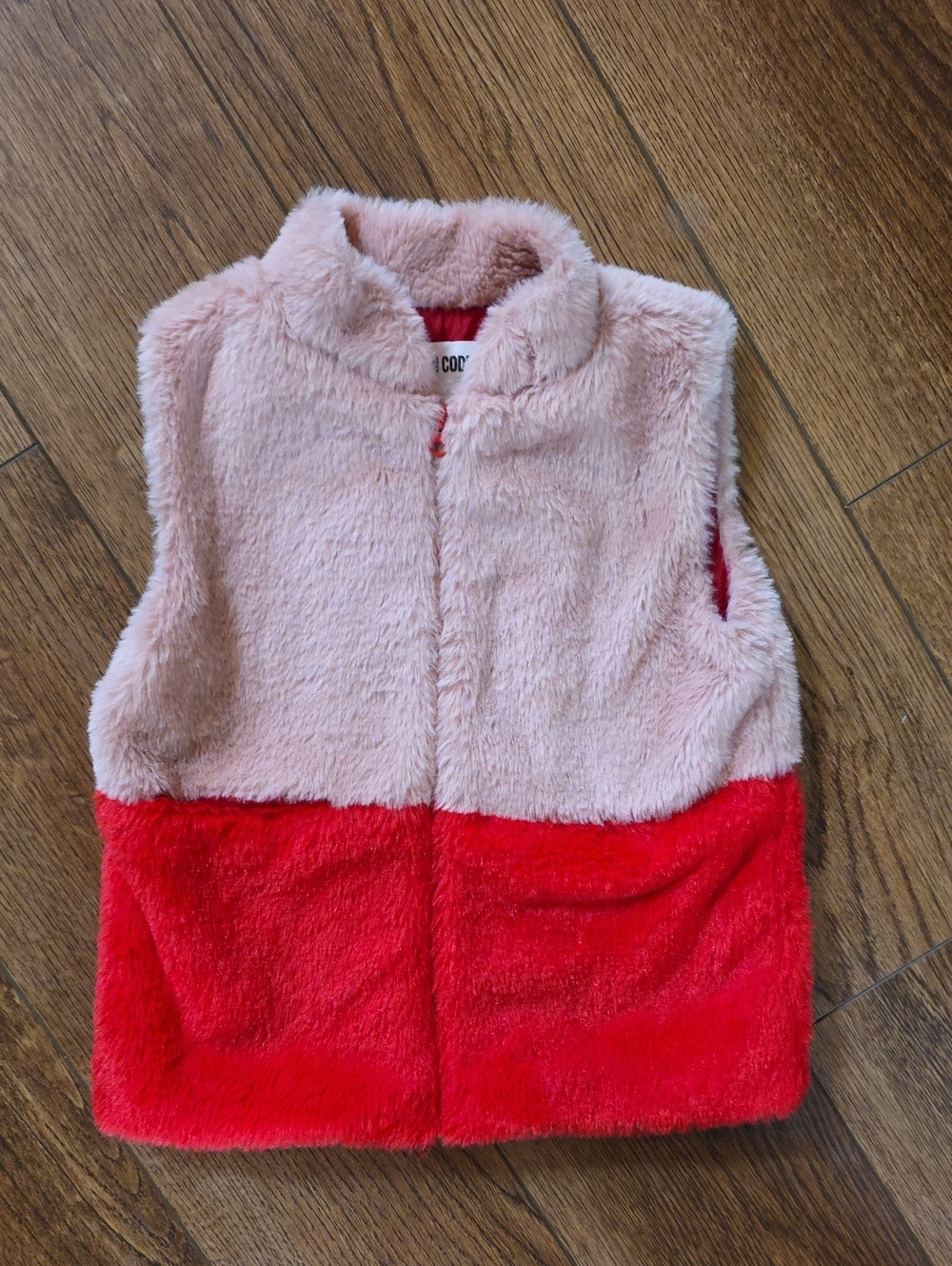 SVRN CODE - 2 Tone Vest - NWOT